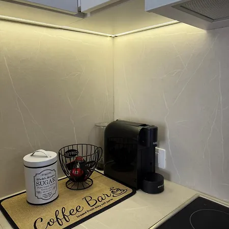Casa vacanze Golem, Poem Rooftop & Bbq Family Golem (Tirana)