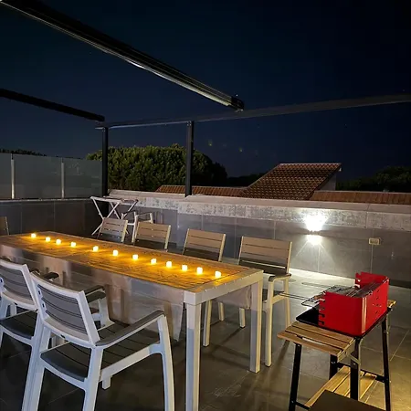بيت للعطل Golem, Poem Rooftop & Bbq Family *